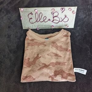 34. Old Navy Loose Vintage Short-Sleeve Camo T-Shirt for Women
